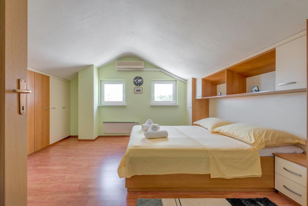 Villa Lille Trogir Zewnętrze zdjęcie