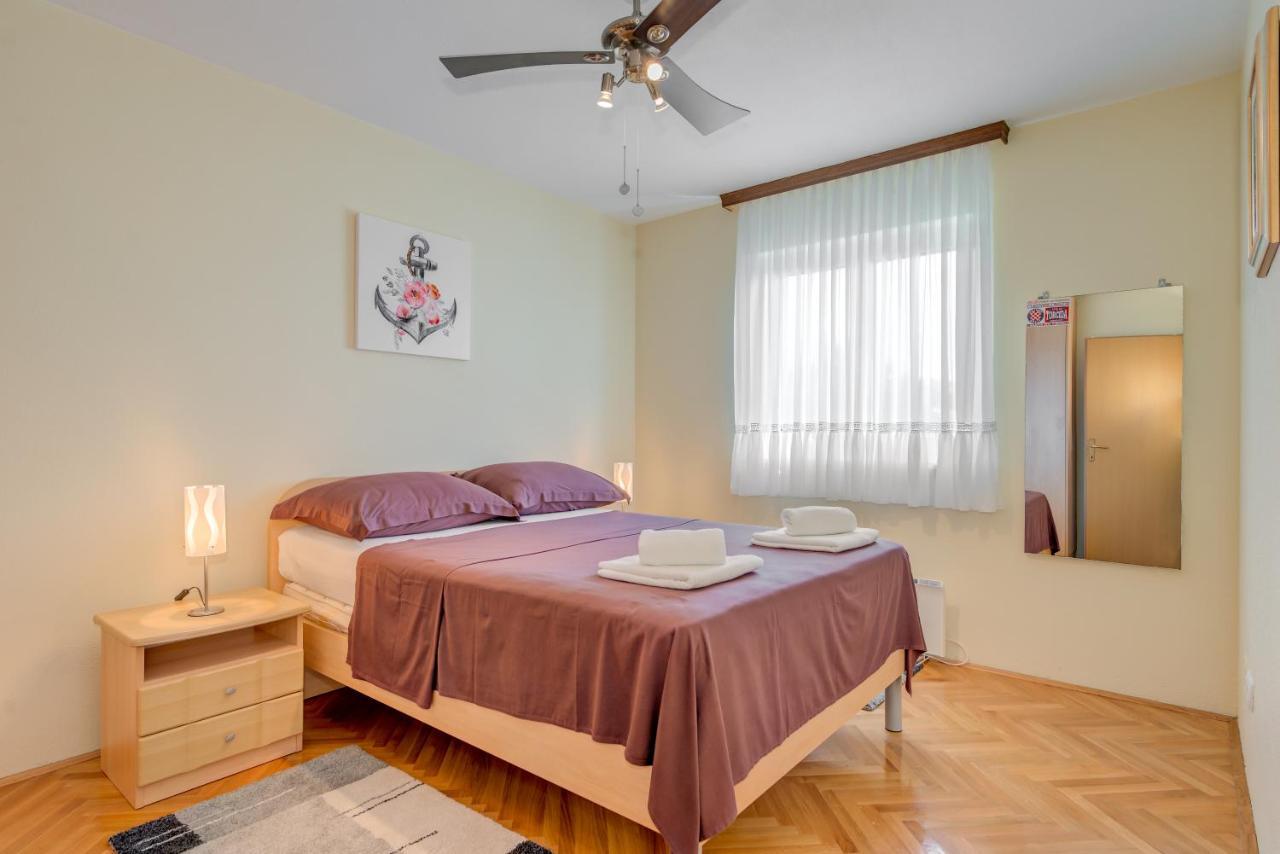 Villa Lille Trogir Zewnętrze zdjęcie