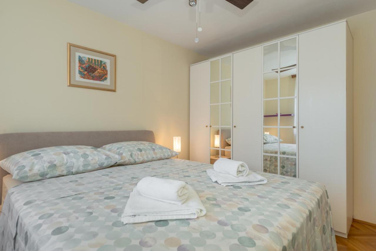 Villa Lille Trogir Zewnętrze zdjęcie
