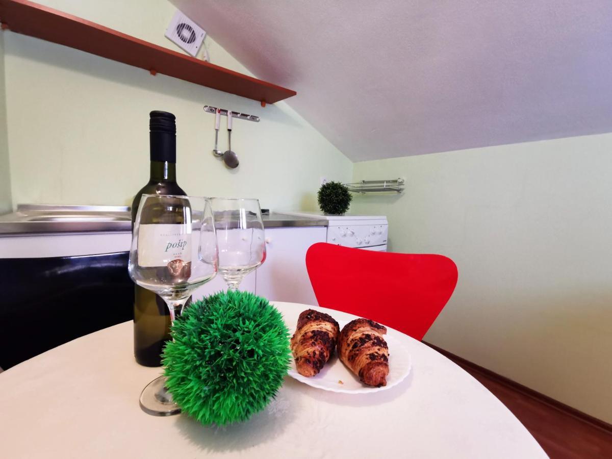 Villa Lille Trogir Zewnętrze zdjęcie