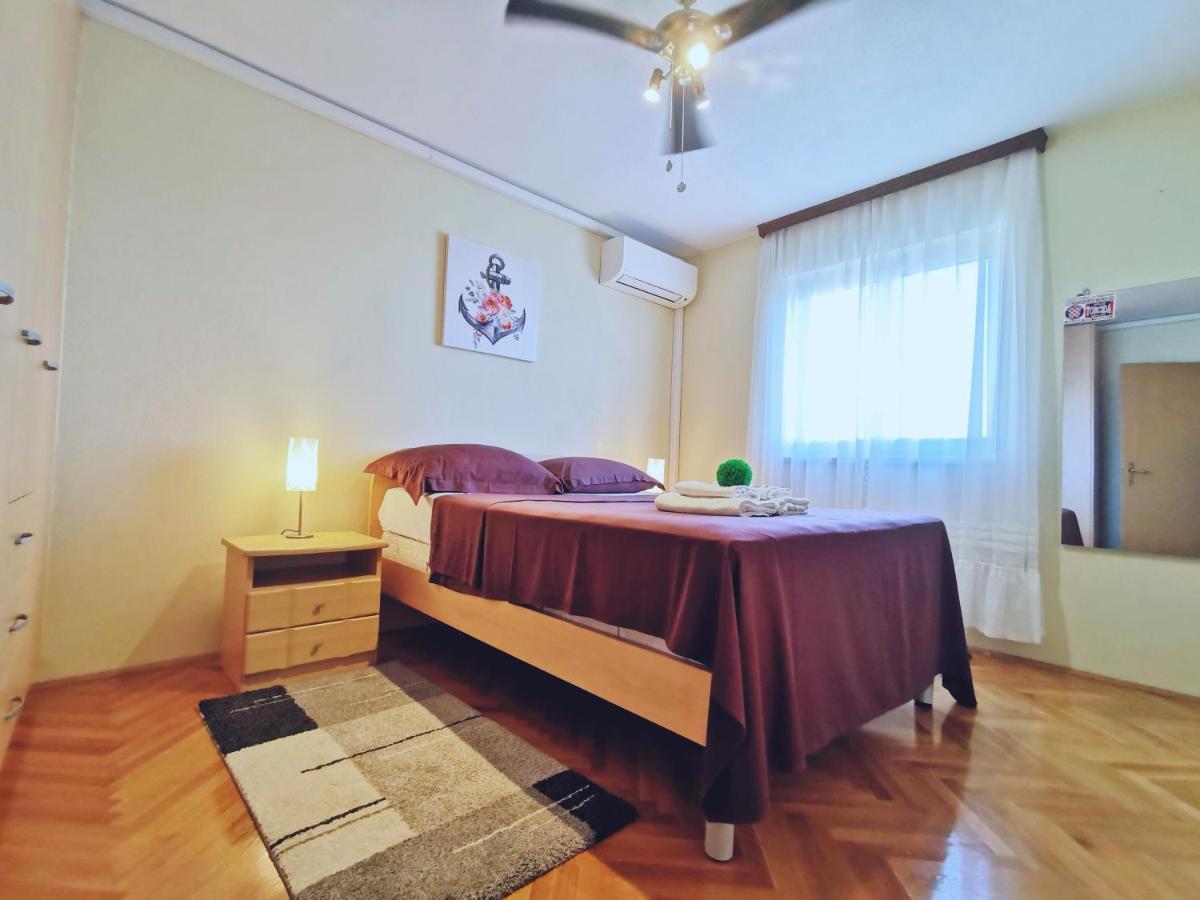 Villa Lille Trogir Zewnętrze zdjęcie